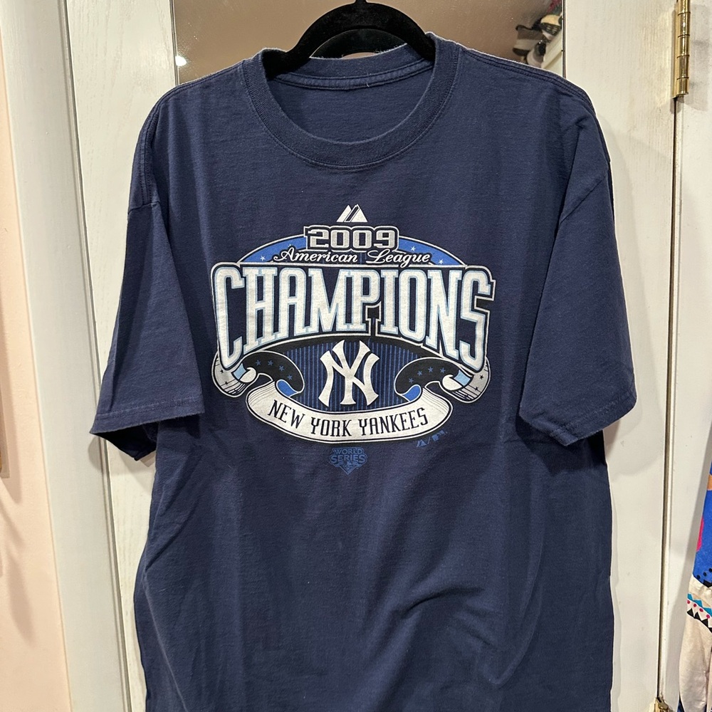New York Yankees 2009 Champions Tee shirt